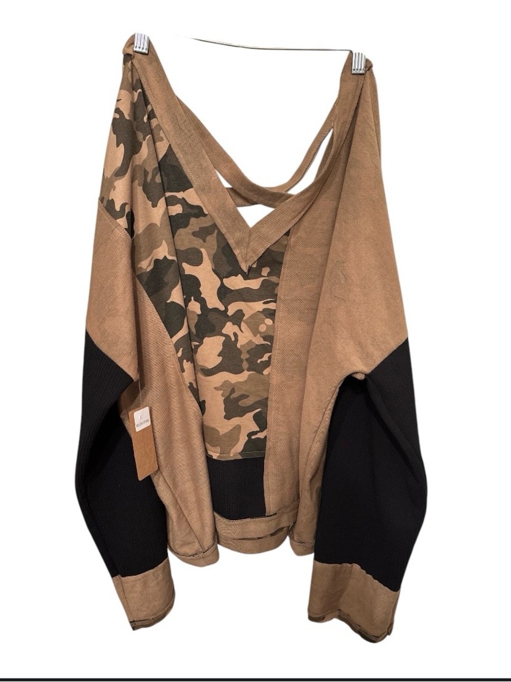 POL Camo Oversize Patchwork V-Neck Pullover - Picture 4 of 7